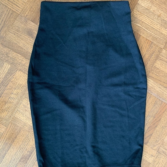 Mini skirt - Picture 1 of 1